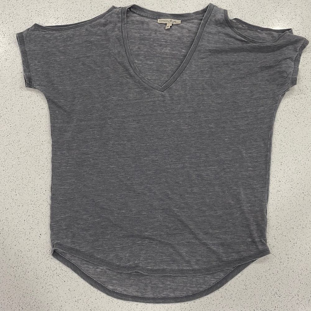 V-neck open shoulder Tee